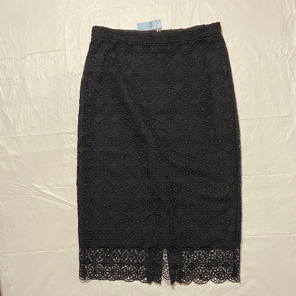 ANN TAYLOR Elegant Black Lace Scalloped Hem Midi Skirt